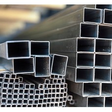 Труба нержавеющая квадратная сварная зеркальная 1.4301 / 304 10х10х1 мм EN 10219